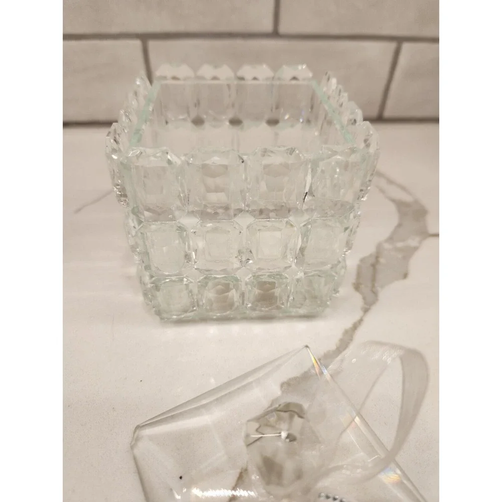 Vidali Collection Crystal Square Lidded Trinket Jewelry Box 2 Small Chips On Lid